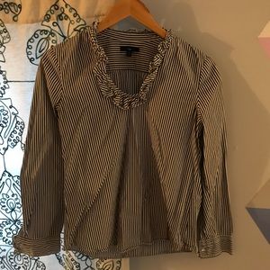 GAP blouse. Size small.